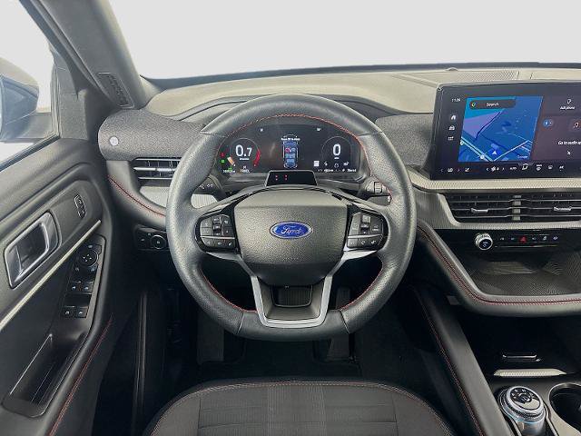 Certified 2025 Ford Explorer ST-Line w/ ST-Line Street Pack AWD/4WD image 23