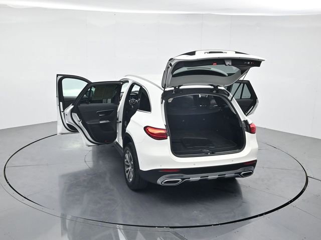 Used 2024 Mercedes-Benz GLC 300 image 41