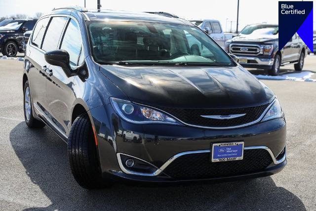 Used 2018 Chrysler Pacifica Touring-L Plus w/ Tire & Wheel Group