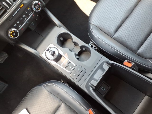 Certified 2020 Ford Escape SEL AWD/4WD image 13