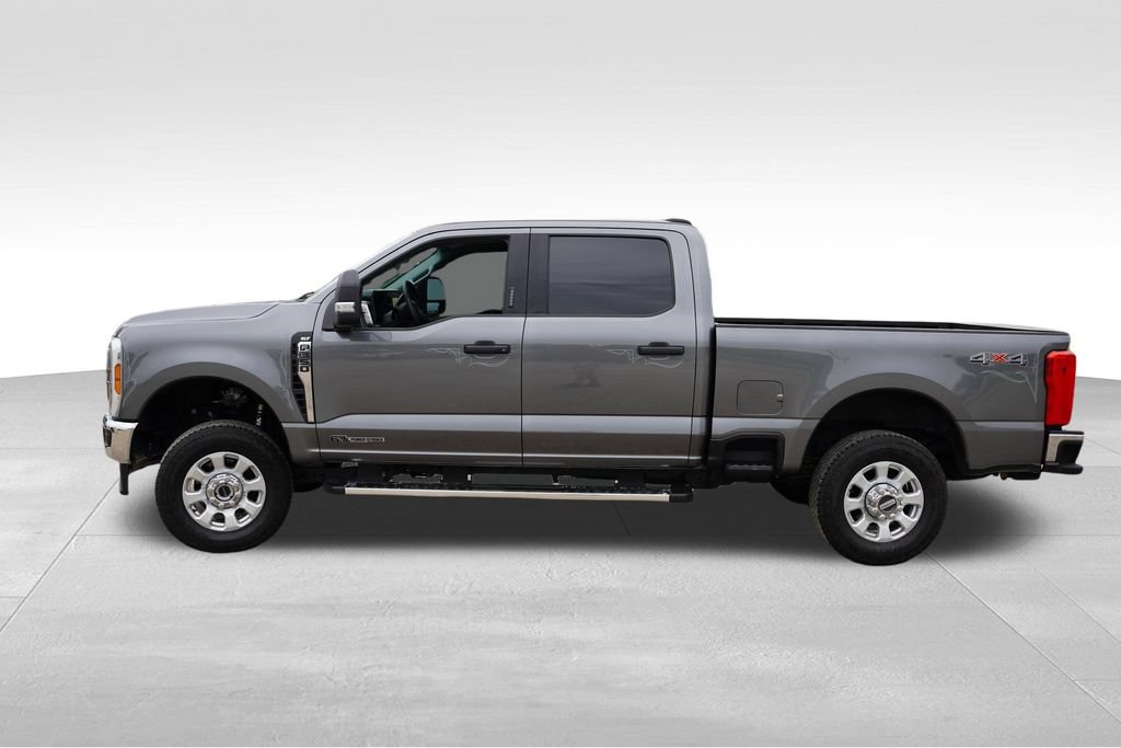 Certified 2024 Ford F350 XLT AWD/4WD image 9