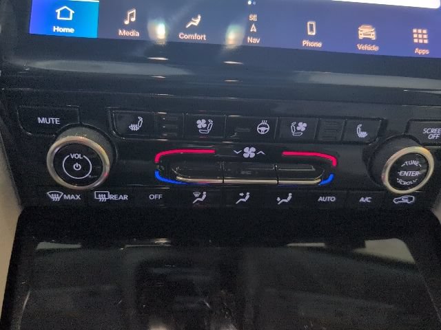 Used 2022 Jeep Grand Cherokee Overland w/ Luxury Tech Group IV AWD/4WD image 26