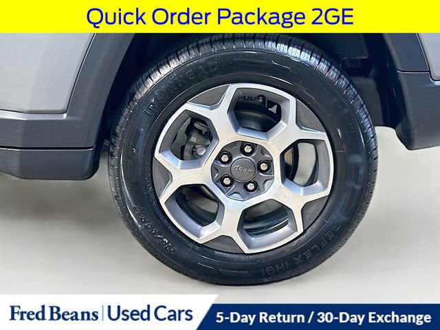 Used 2022 Jeep Compass Trailhawk w/ Sun and Sound Group AWD/4WD image 8
