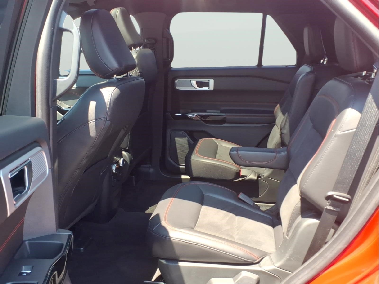 Certified 2023 Ford Explorer ST-Line AWD/4WD image 14