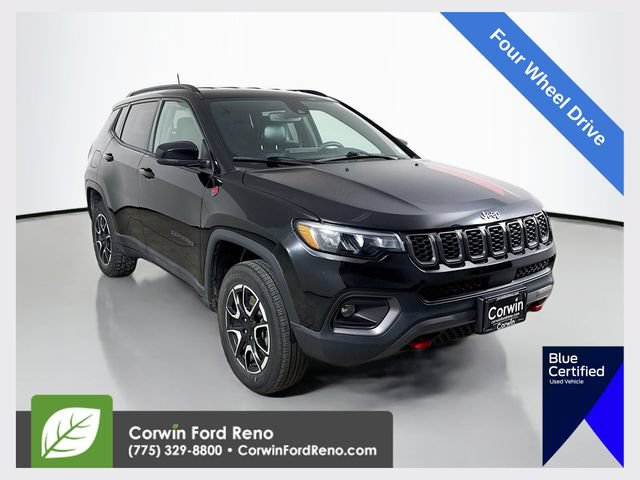 Used 2024 Jeep Compass Trailhawk AWD/4WD image 1