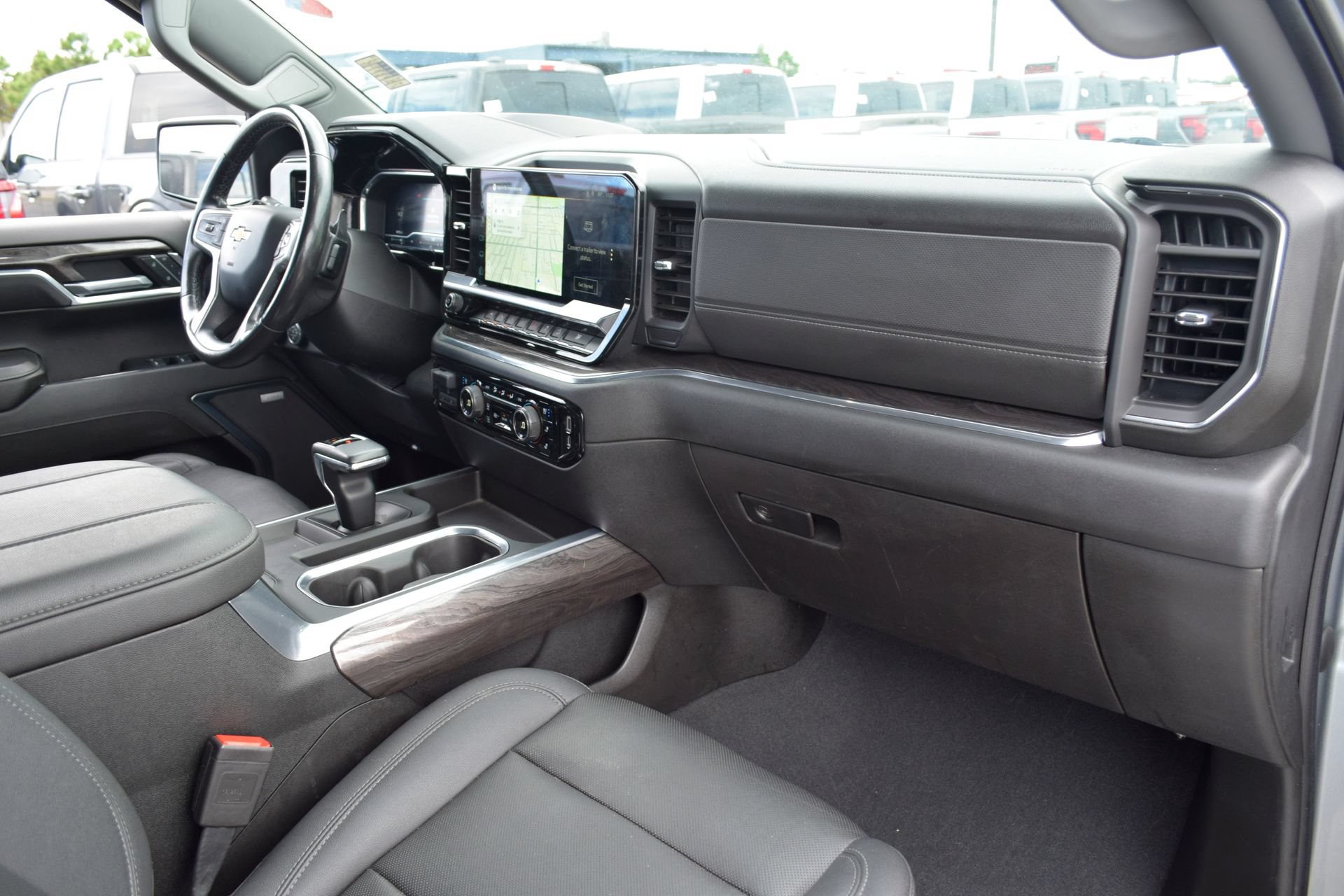 Used 2023 Chevrolet Silverado 1500 LTZ w/ LTZ Premium Package AWD/4WD image 23