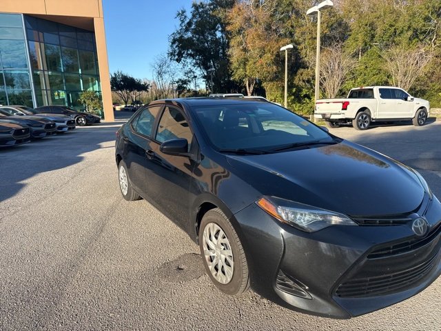 Used 2019 Toyota Corolla LE image 7