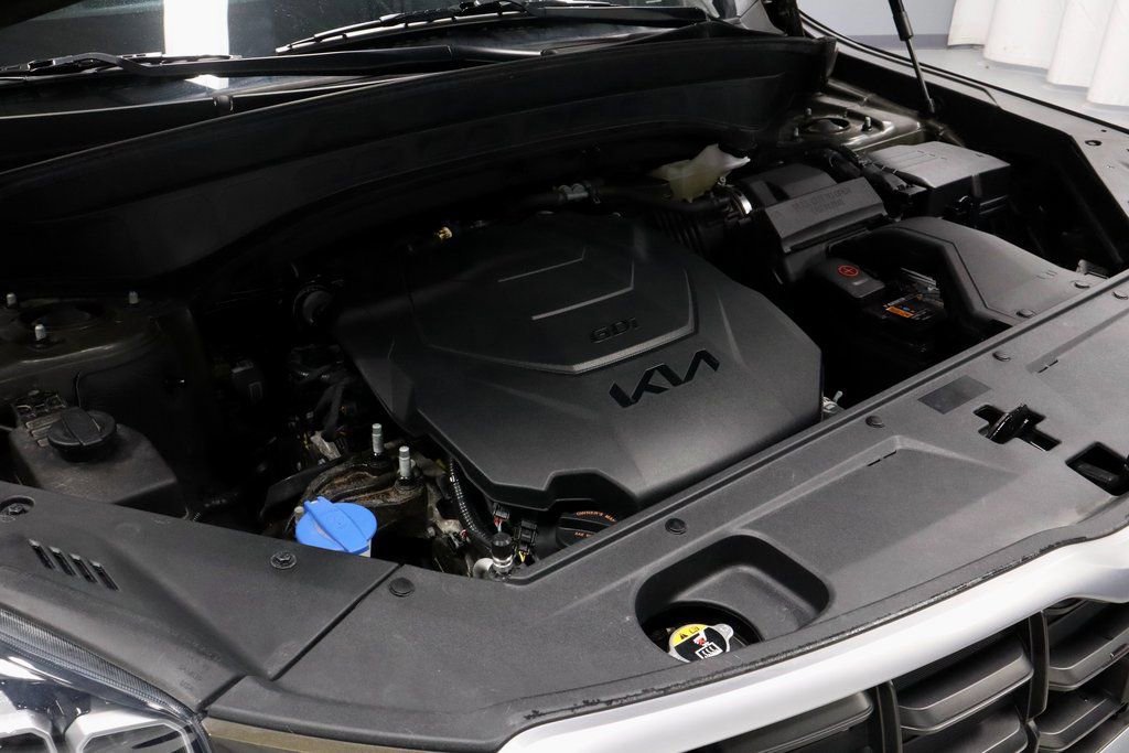 Used 2023 Kia Telluride SX image 16