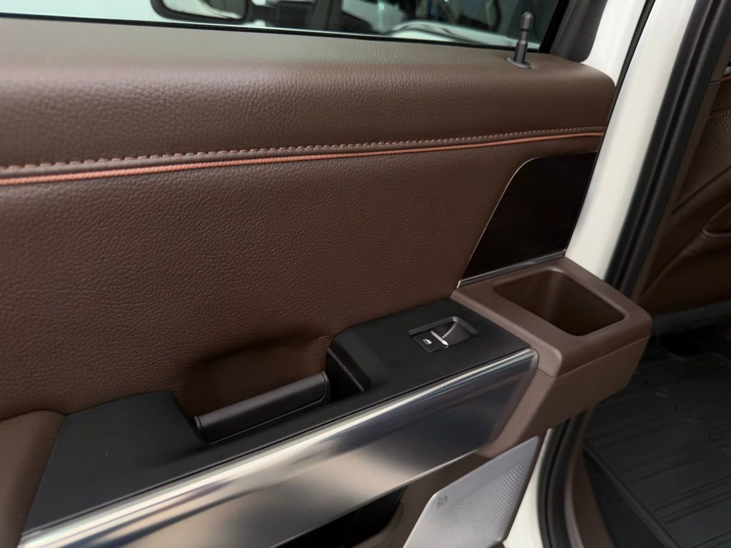Certified 2025 Ford F450 King Ranch image 16
