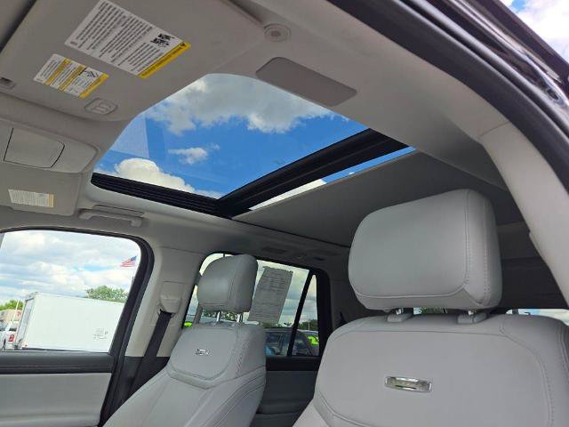 Certified 2025 Ford Expedition Platinum w/ Driver's Package AWD/4WD image 29