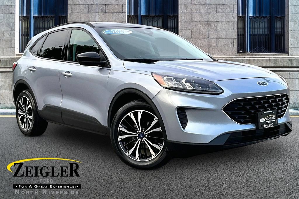 Certified 2022 Ford Escape SE w/ SE Sport Appearance Package