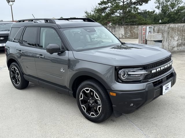 Certified 2025 Ford Bronco Sport Outer Banks w/ Outer Banks Tech Package+ AWD/4WD image 6