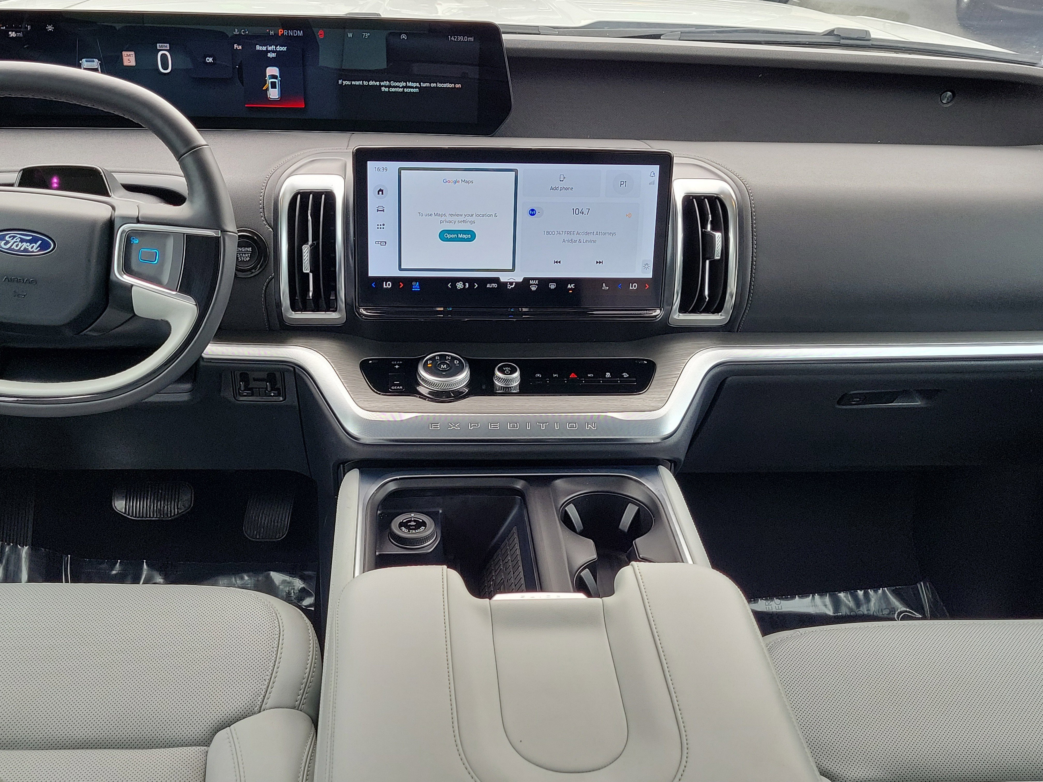 Certified 2025 Ford Expedition Platinum image 17