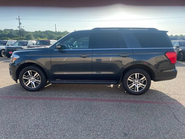 Certified 2024 Ford Expedition XLT RWD image 6