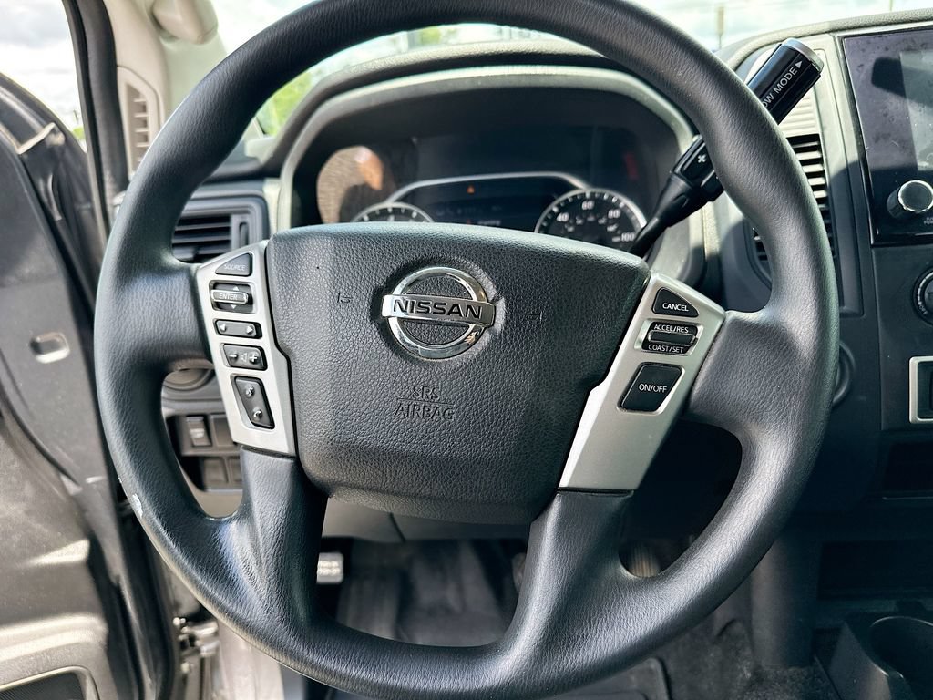 Used 2021 Nissan Titan S RWD image 18