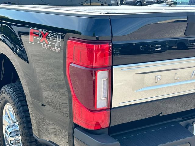 Certified 2022 Ford F350 Platinum w/ FX4 Off-Road Package AWD/4WD image 12