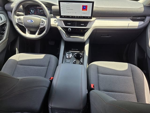 Certified 2025 Ford Explorer Active AWD/4WD image 14