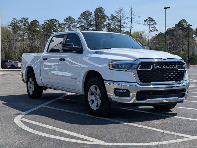 Used 2025 RAM 1500 Big Horn AWD/4WD image 7