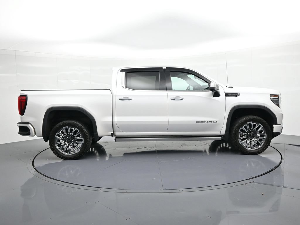 Used 2023 GMC Sierra 1500 Denali Ultimate AWD/4WD image 5