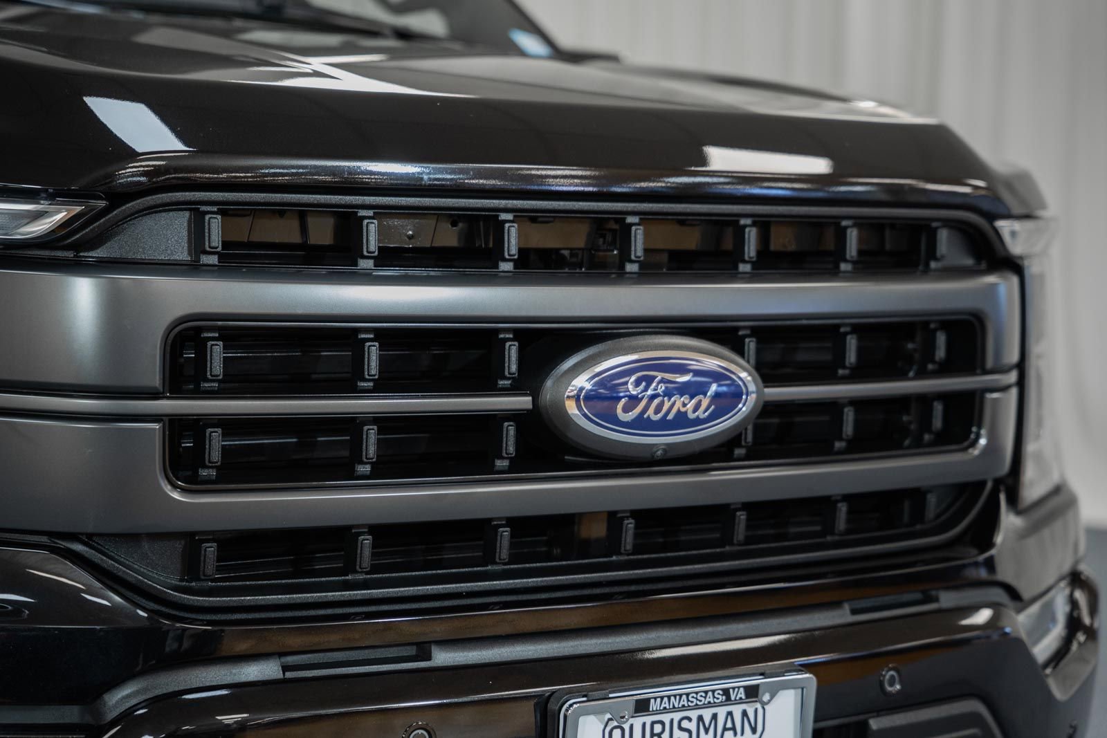 Certified 2023 Ford F150 Lariat w/ Equipment Group 502A High image 13