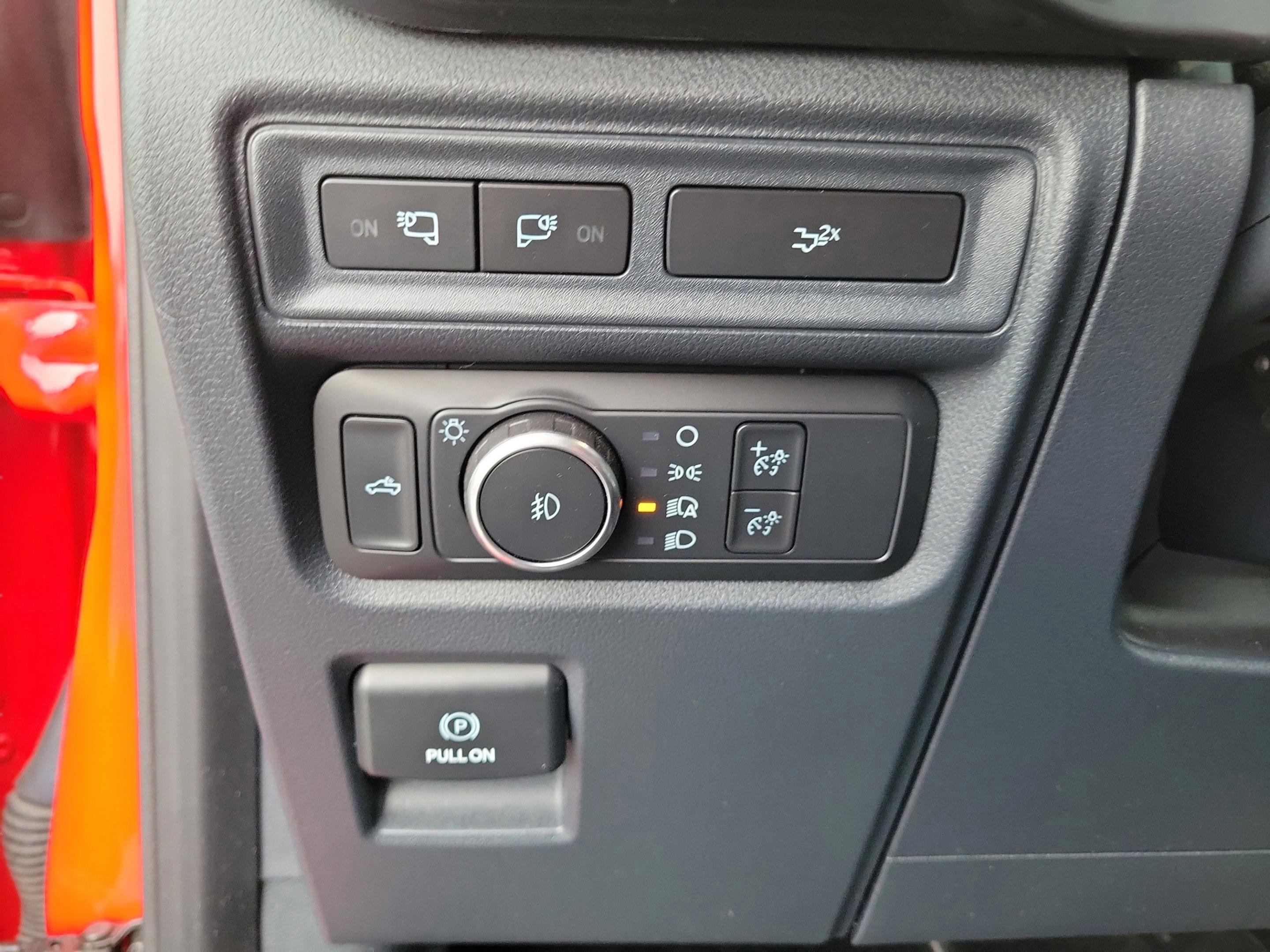 Certified 2022 Ford F150 XLT w/ Equipment Group 302A High image 24