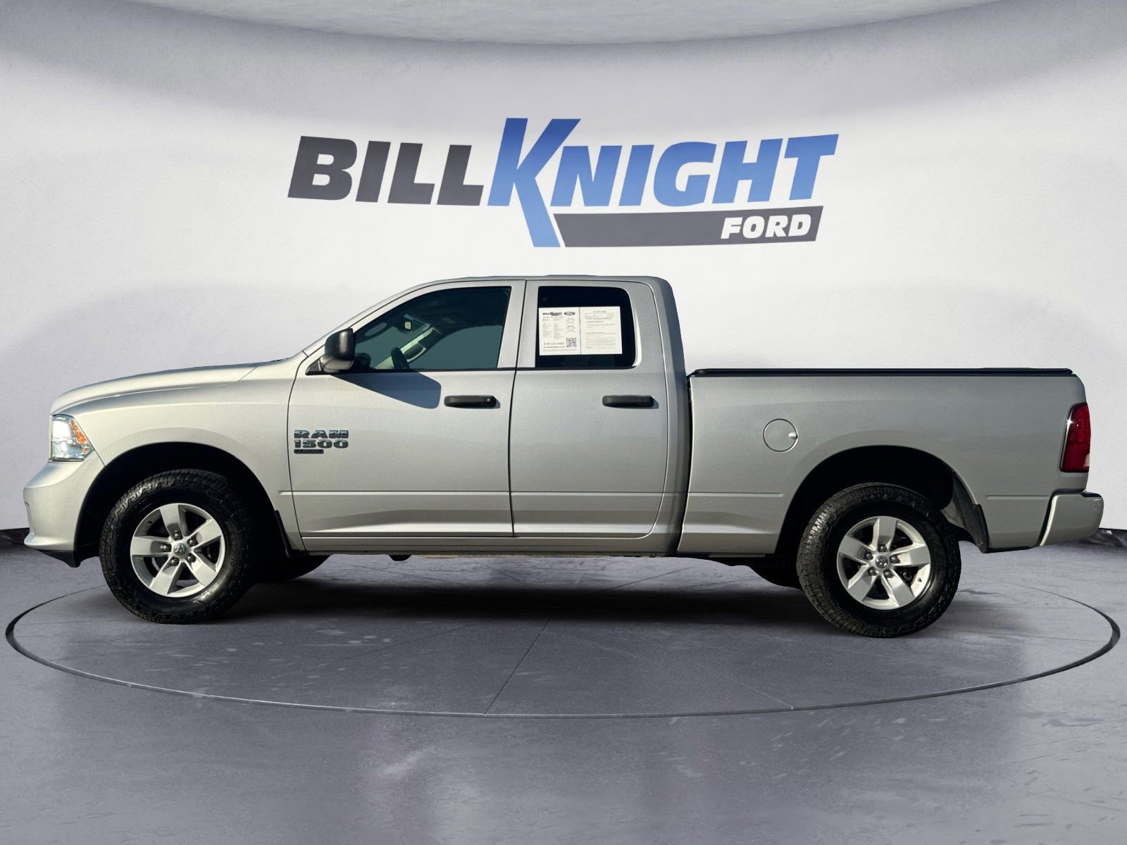 Used 2019 RAM 1500 Express image 2
