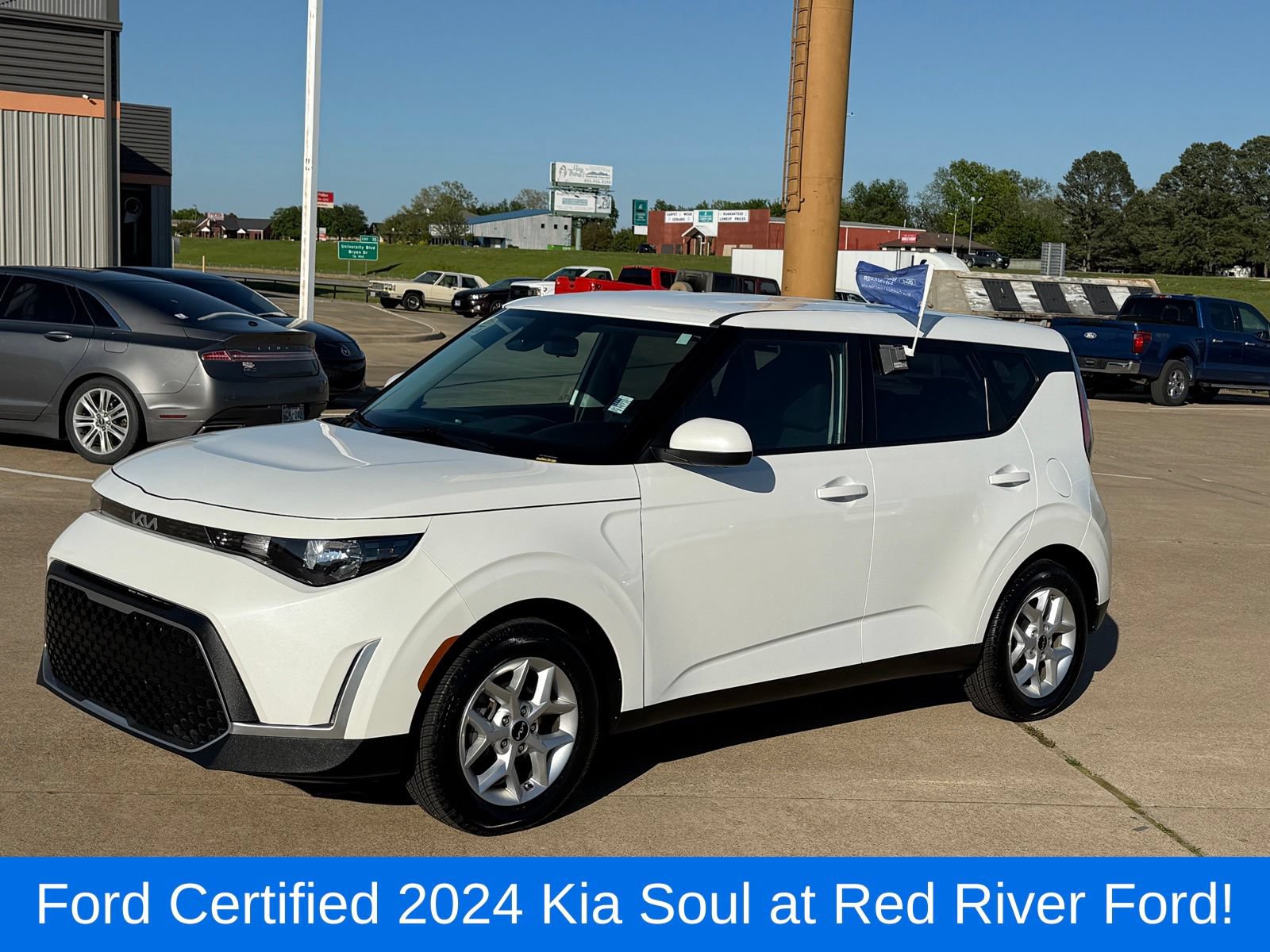 Used 2024 Kia Soul LX w/ Option Group 015
