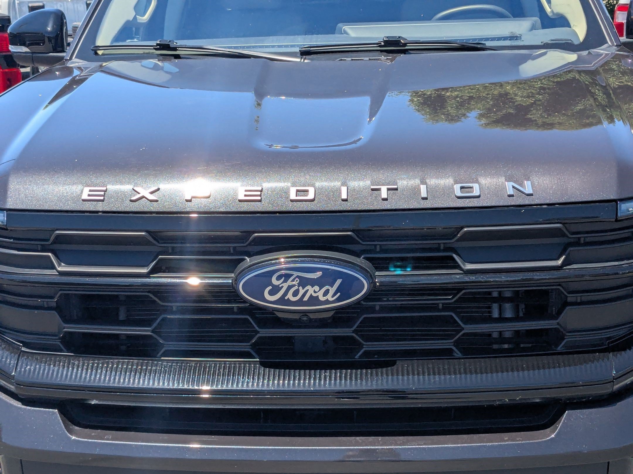 Certified 2025 Ford Expedition Active AWD/4WD image 14