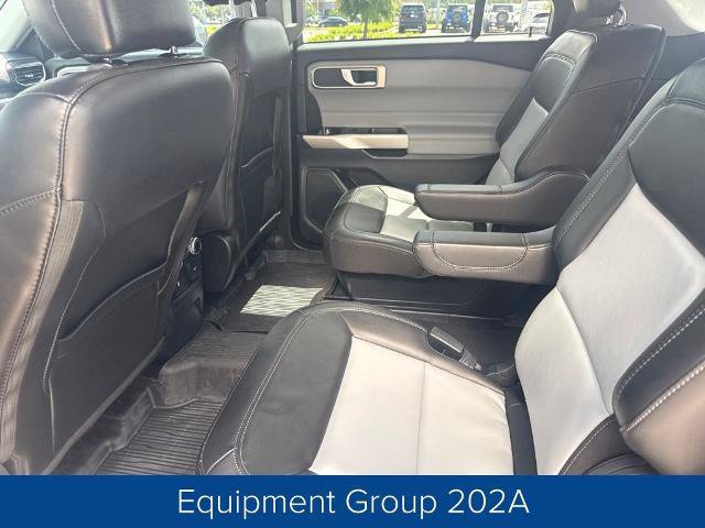 Certified 2023 Ford Explorer XLT w/ Equipment Group 202A RWD image 14