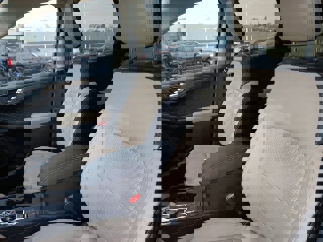 Certified 2020 Ford Escape Titanium image 23