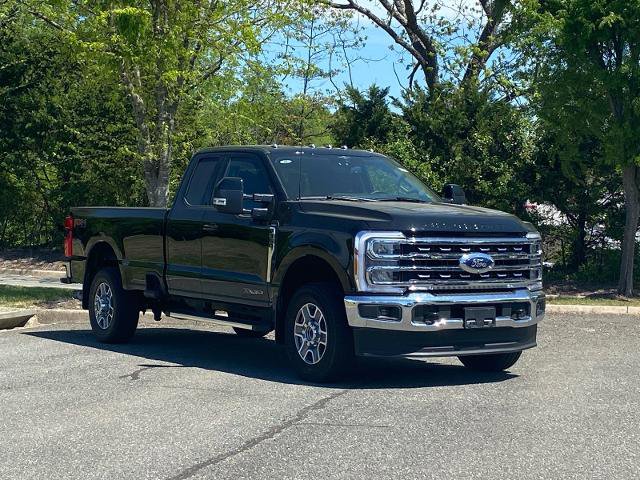 Certified 2023 Ford F350 Lariat w/ FX4 Off-Road Package AWD/4WD image 2
