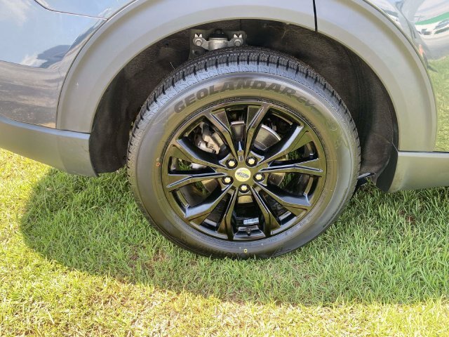 Certified 2023 Ford Explorer XLT w/ Equipment Group 202A AWD/4WD image 9
