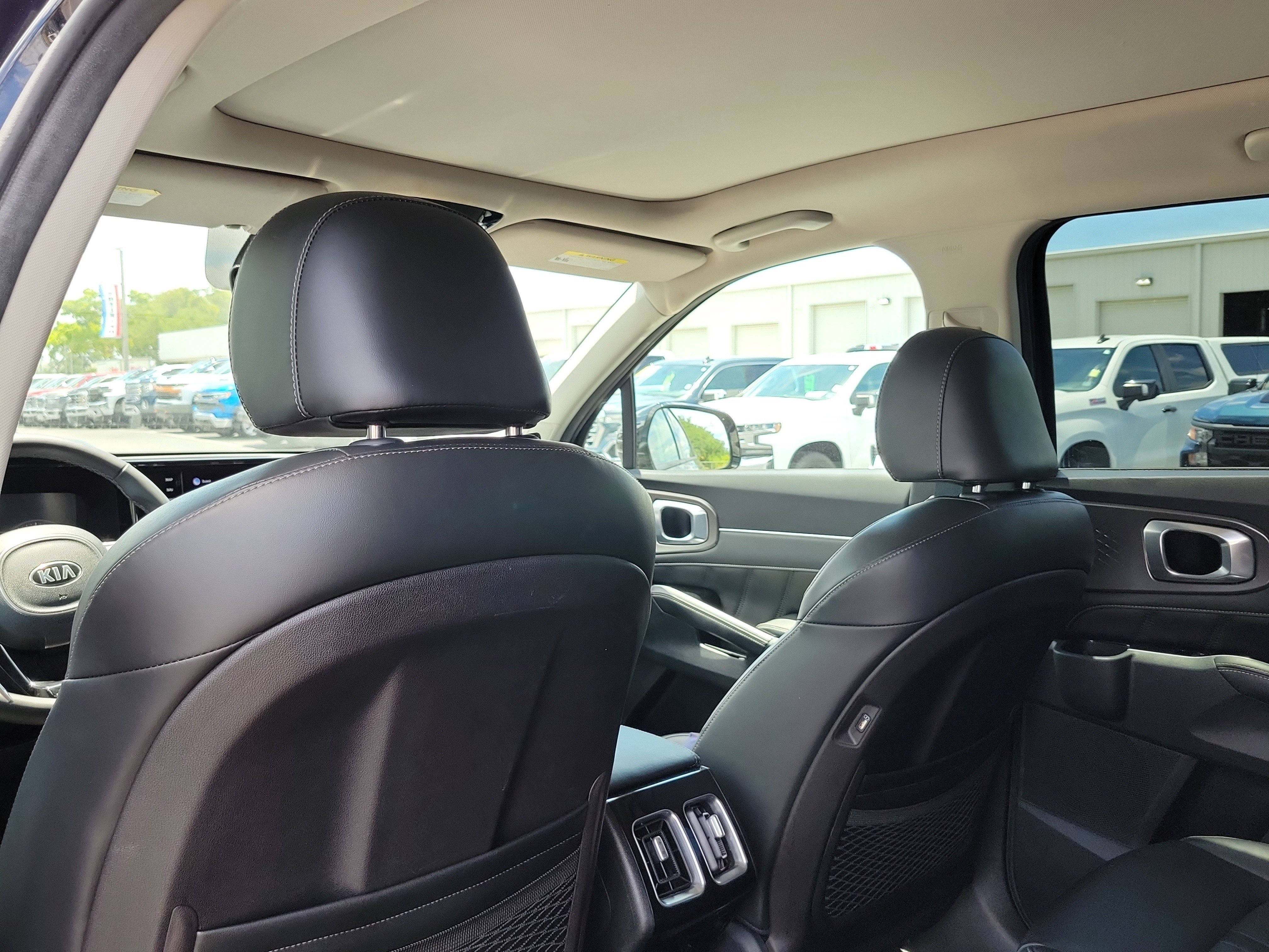 Used 2021 Kia Sorento SX FWD image 16