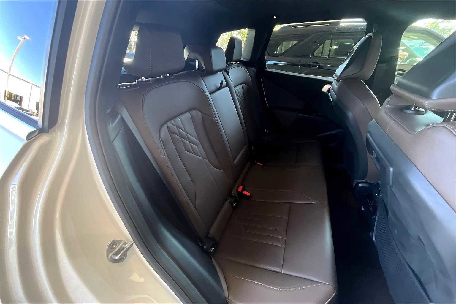 Used 2025 BMW X3 xDrive30i w/ Premium Package image 19