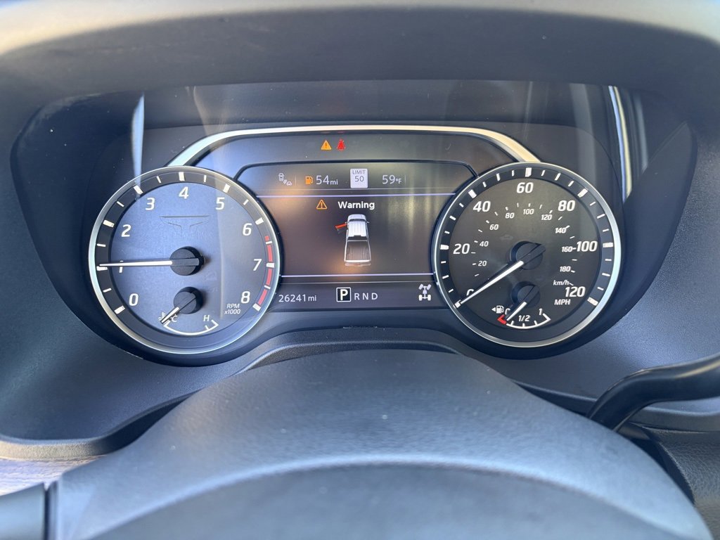 Used 2021 Nissan Titan Platinum Reserve w/ Moonroof Package image 8