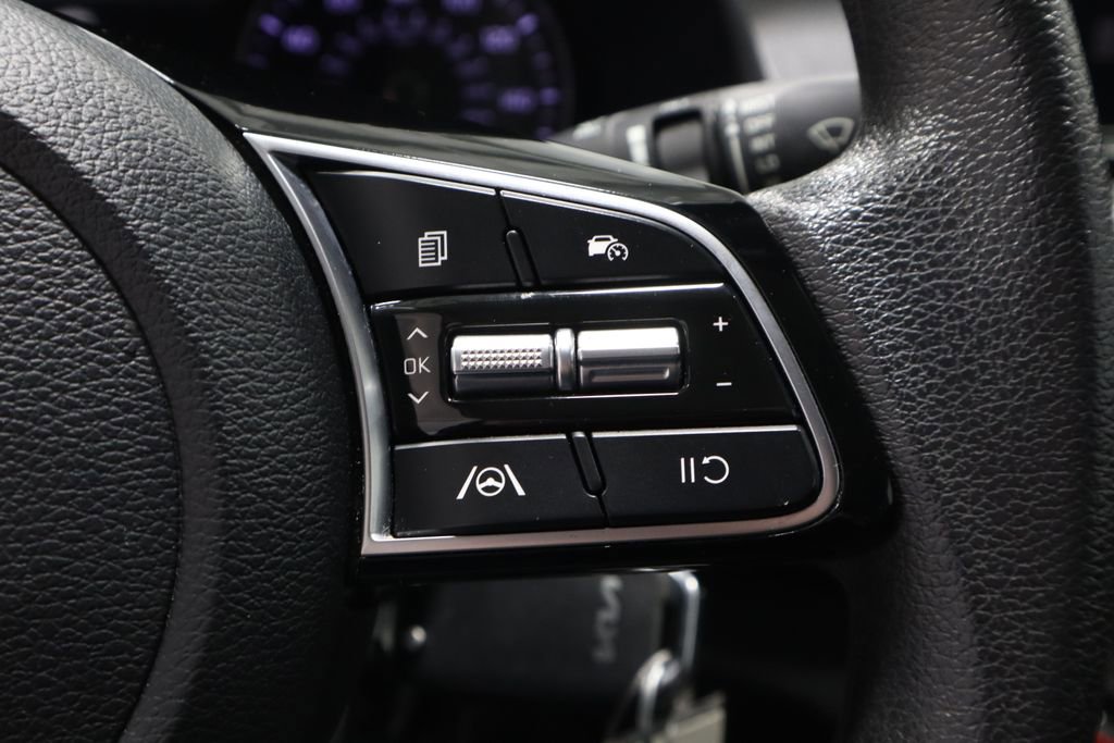 Used 2024 Kia Forte LXS image 29