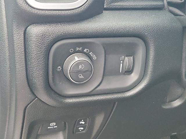 Used 2021 RAM 1500 Big Horn AWD/4WD image 10