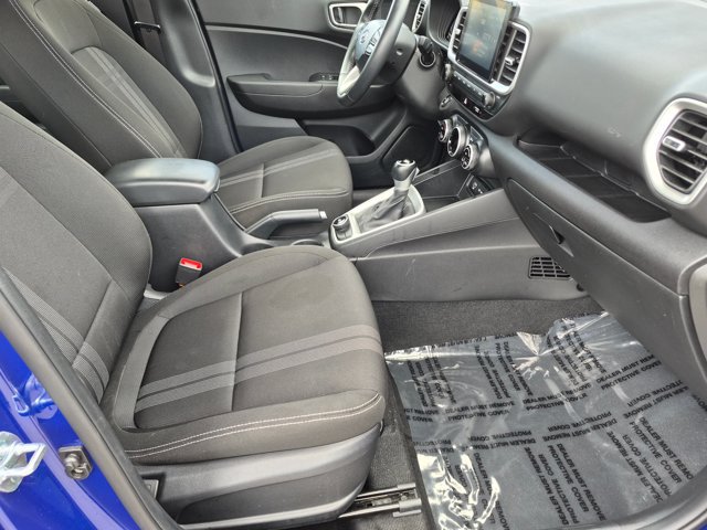 Used 2025 Hyundai Venue SEL FWD image 26