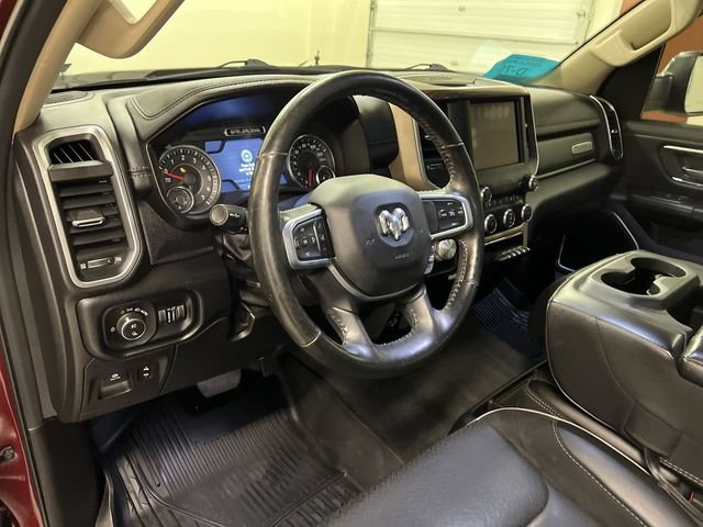 Used 2019 RAM 1500 Laramie AWD/4WD image 12