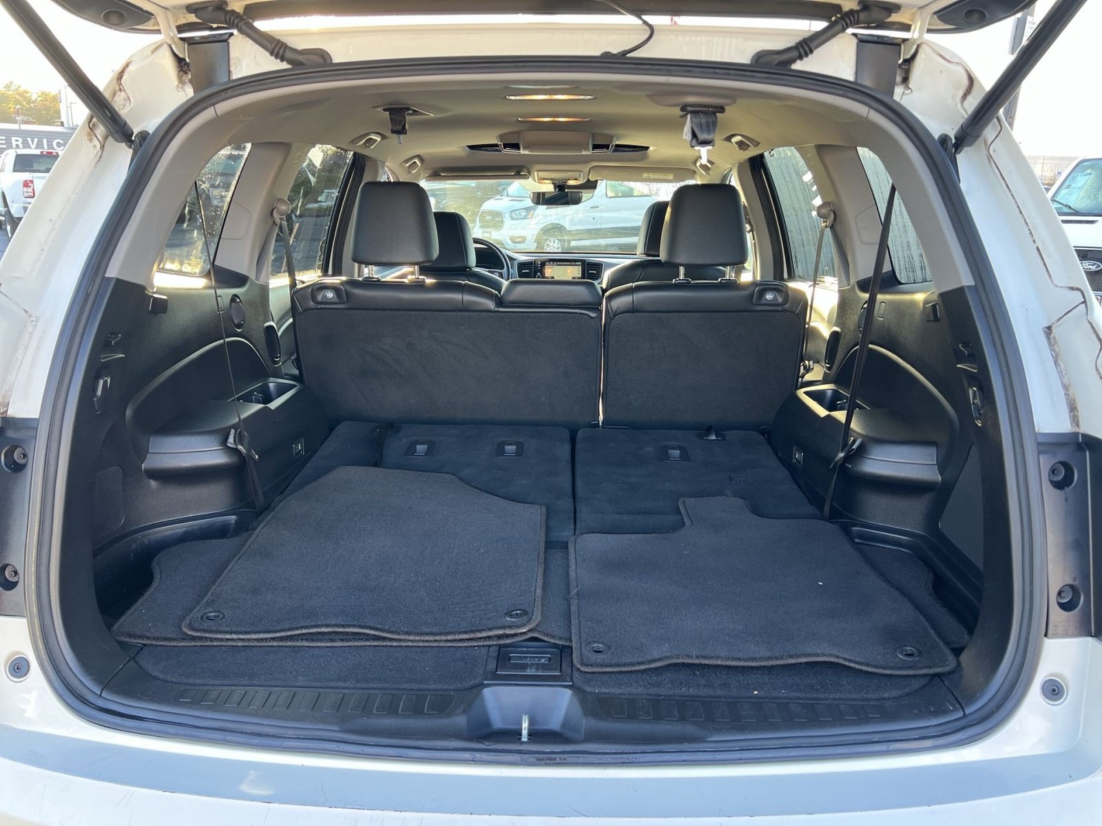 Used 2019 Honda Pilot Touring image 27