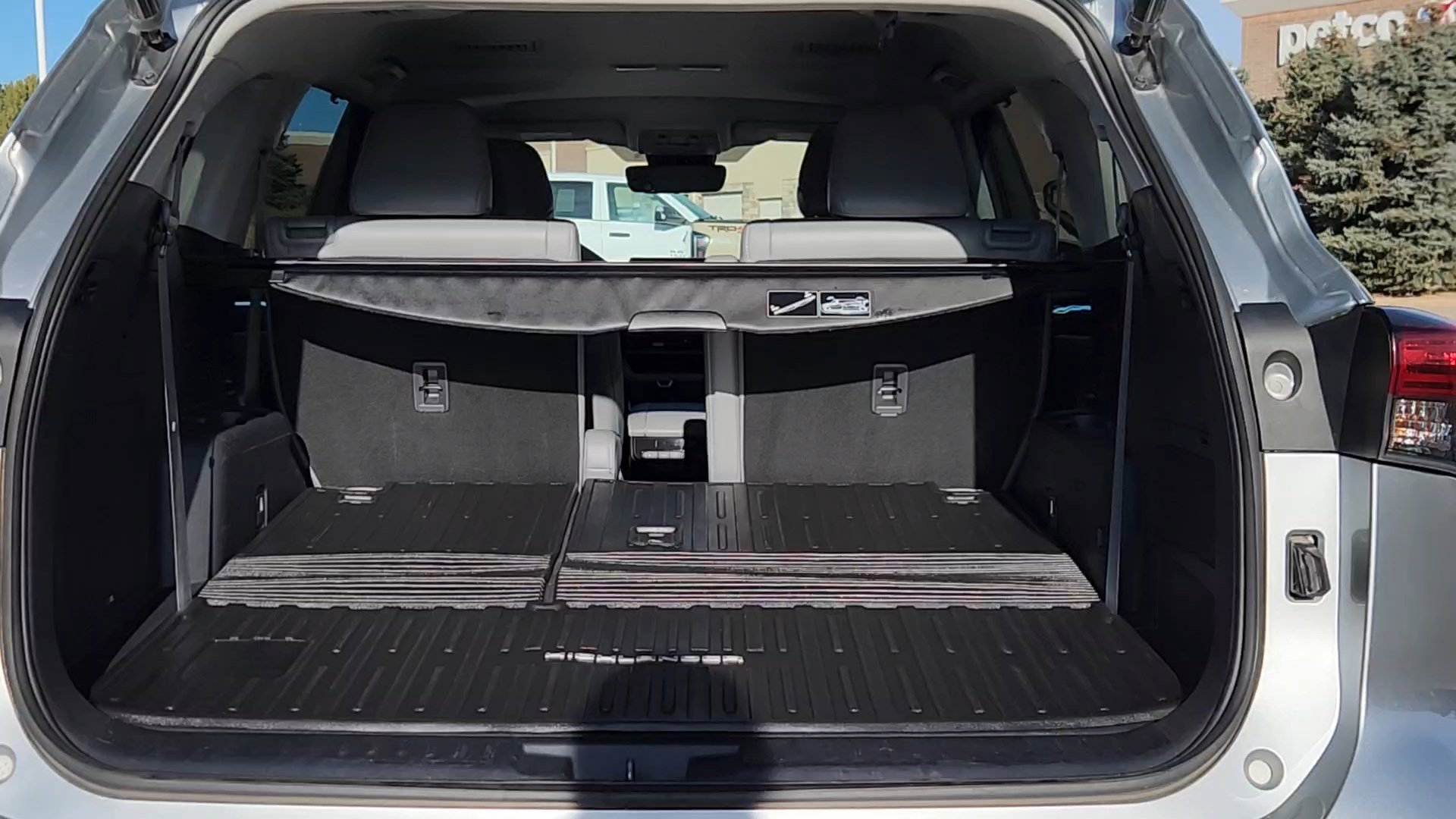 Used 2021 Toyota Highlander Limited image 27