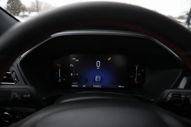 Certified 2025 Ford Escape ST-Line Elite w/ Tech Pack #1 image 38