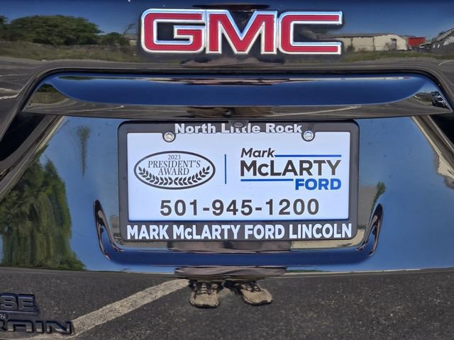 Used 2020 GMC Terrain SLE w/ Elevation Edition image 14