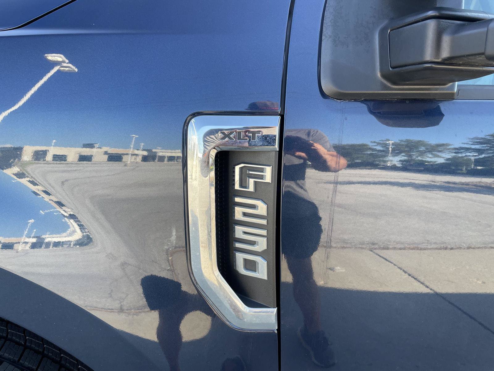 Certified 2020 Ford F250 XLT w/ XLT Value Package RWD image 35