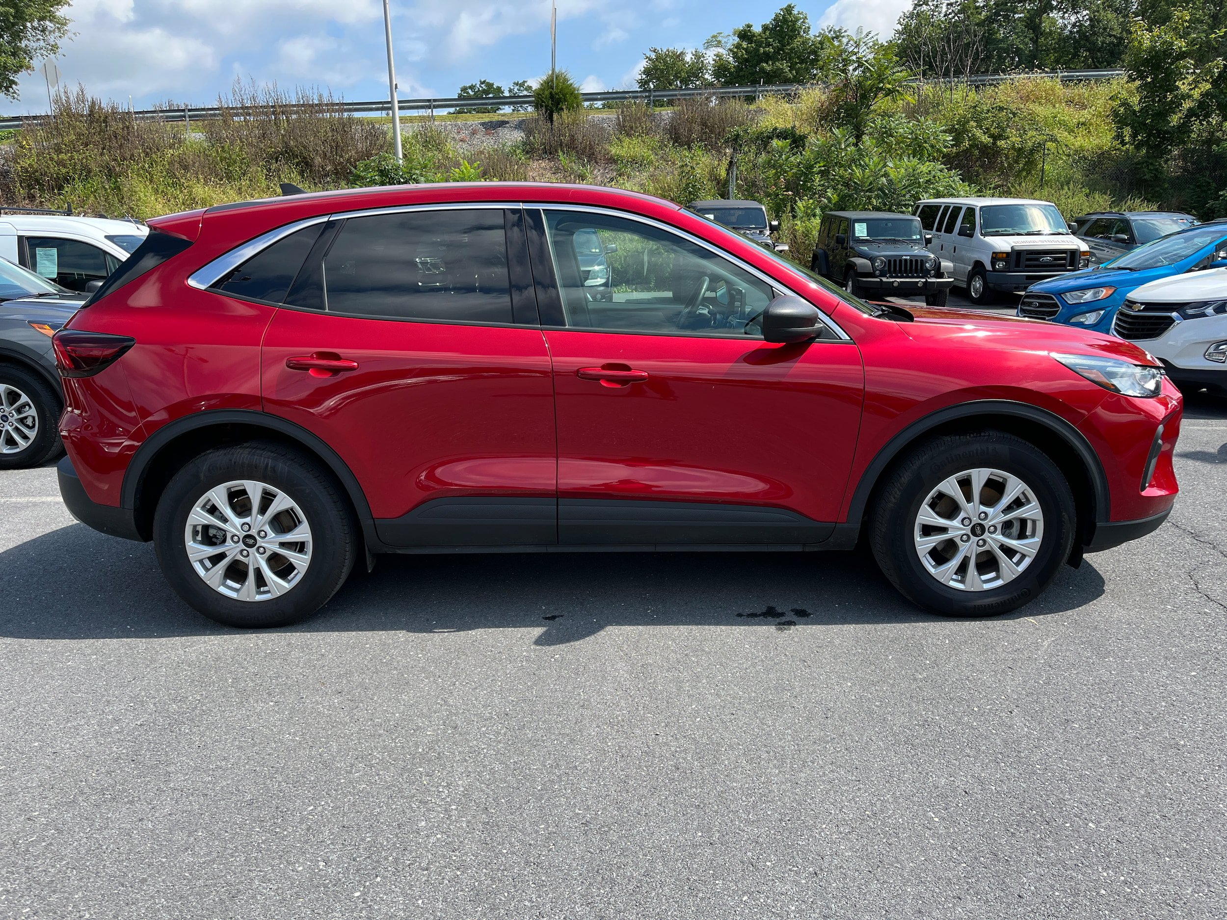 Certified 2023 Ford Escape Active AWD/4WD image 4