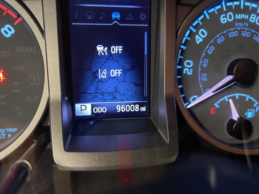 Used 2020 Toyota Tacoma TRD Off-Road w/ TRD Premium Off Road Package image 26