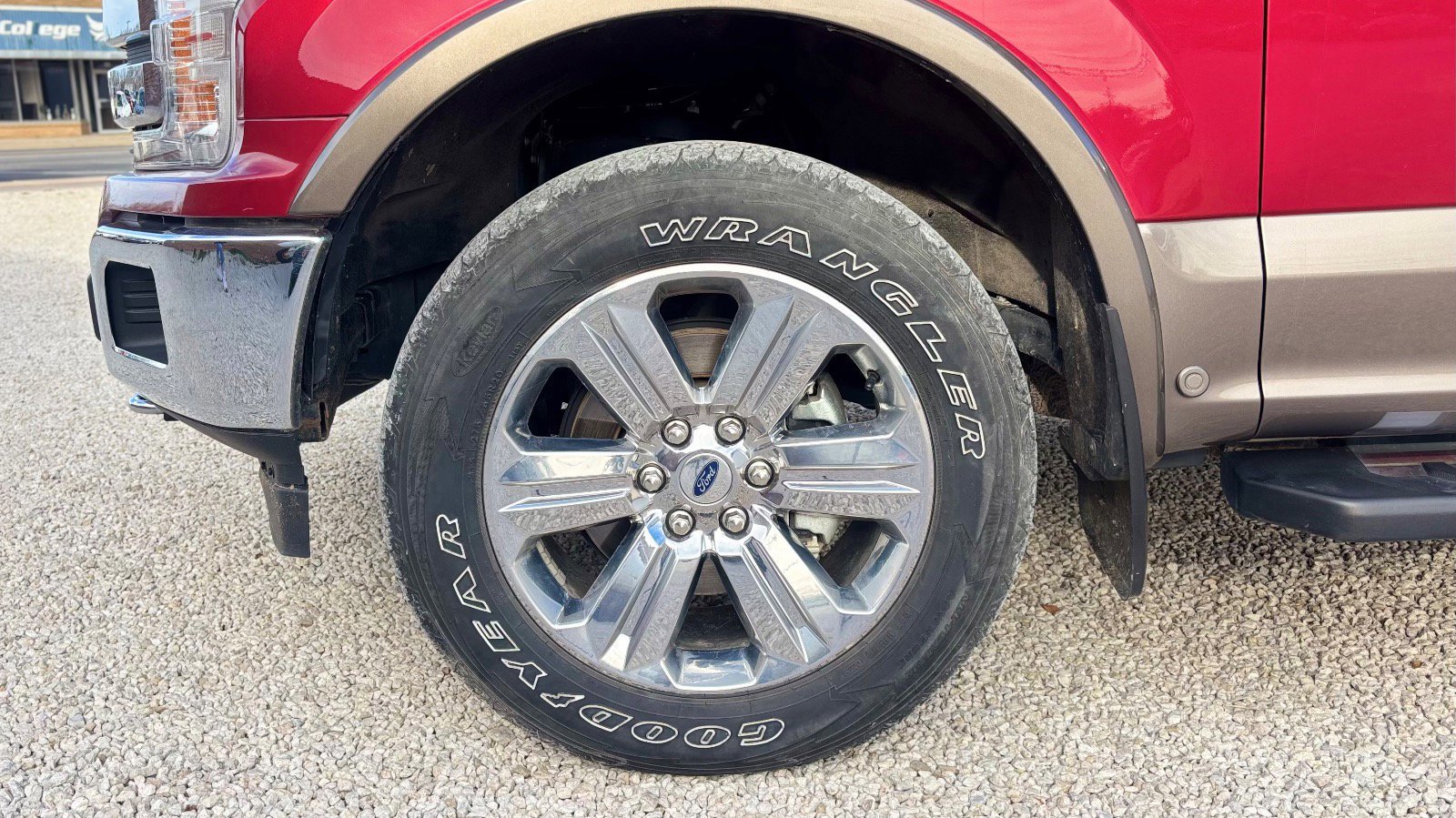 Certified 2019 Ford F150 Lariat w/ Equipment Group 502A Luxury image 18