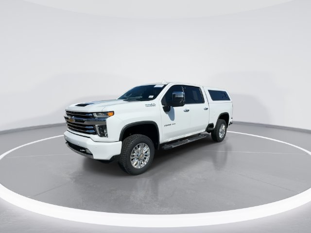 Used 2023 Chevrolet Silverado 2500 High Country w/ Z71 Off-Road Package AWD/4WD image 3