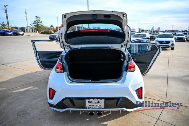 Used 2020 Hyundai Veloster Turbo image 16