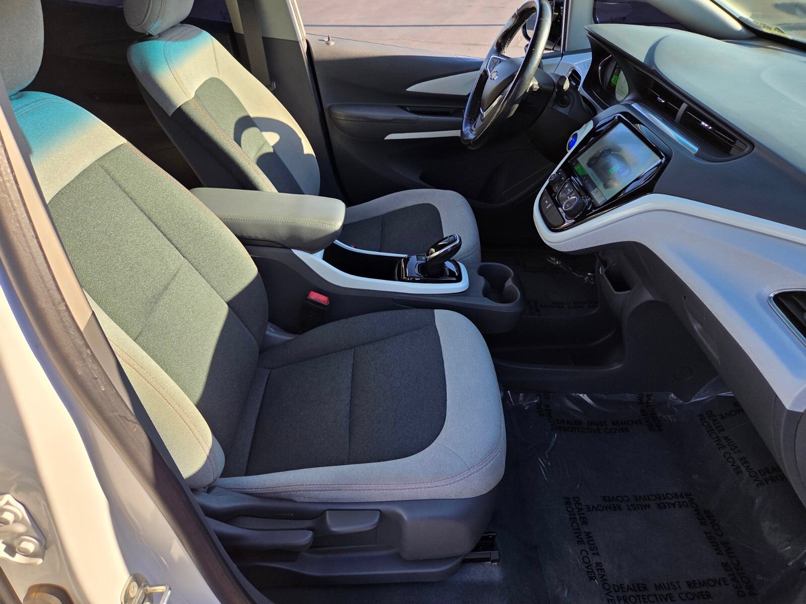 Used 2018 Chevrolet Bolt LT FWD image 15